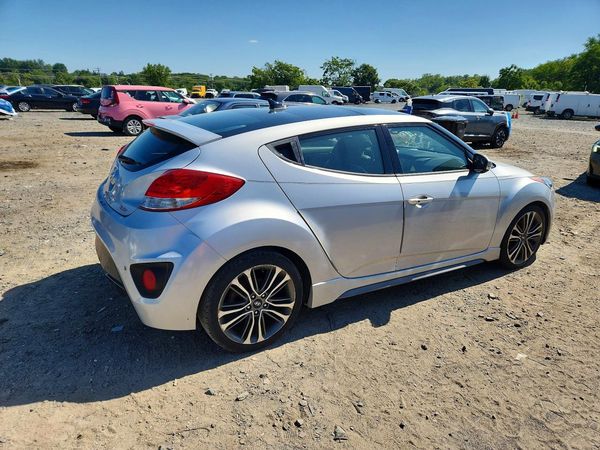 2017 HYUNDAI VELOSTER