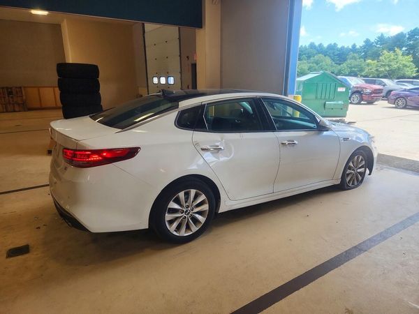 2018 KIA OPTIMA LX