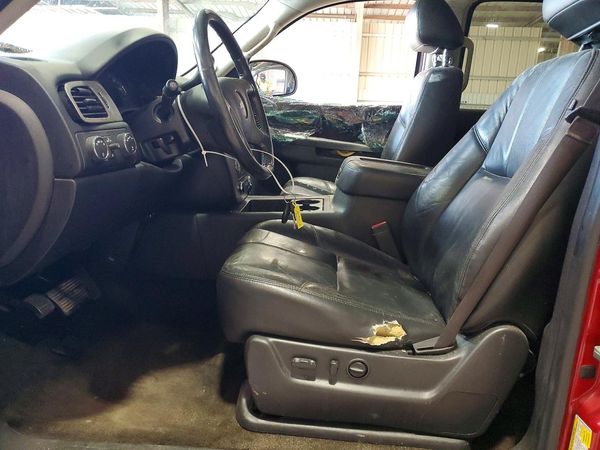 2013 CHEVROLET TAHOE