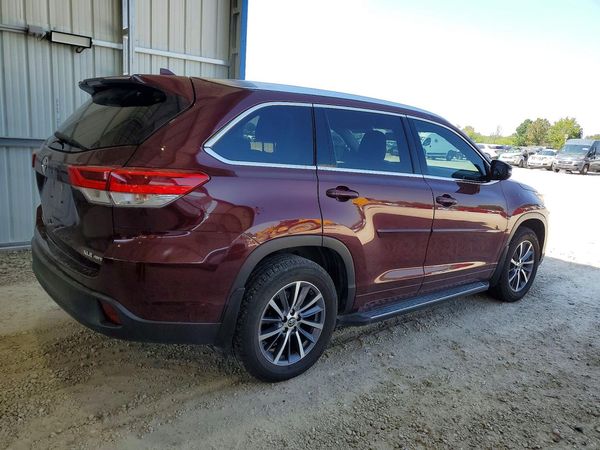 2018 TOYOTA HIGHLANDER