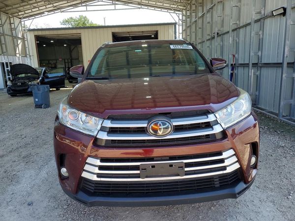 2018 TOYOTA HIGHLANDER