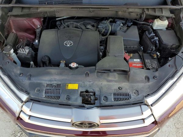 2018 TOYOTA HIGHLANDER