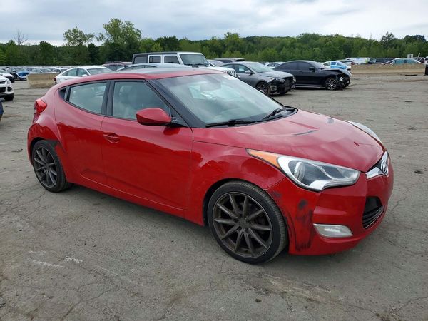 2013 HYUNDAI VELOSTER