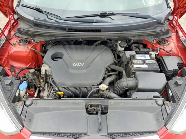 2013 HYUNDAI VELOSTER