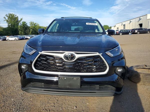2023 TOYOTA HIGHLANDER