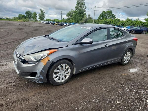 2013 HYUNDAI ELANTRA