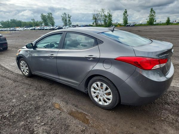 2013 HYUNDAI ELANTRA