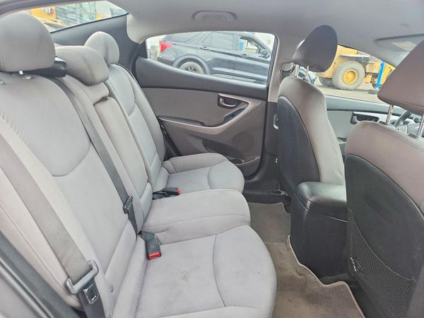 2013 HYUNDAI ELANTRA
