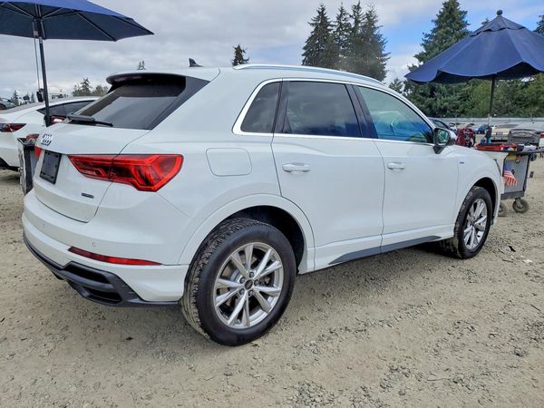 2022 AUDI Q3