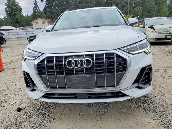 2022 AUDI Q3