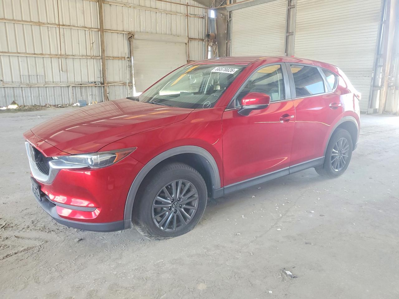 2021 MAZDA CX-5 Touring — Front 3/4