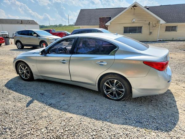 2017 INFINITI Q50 — DSRA