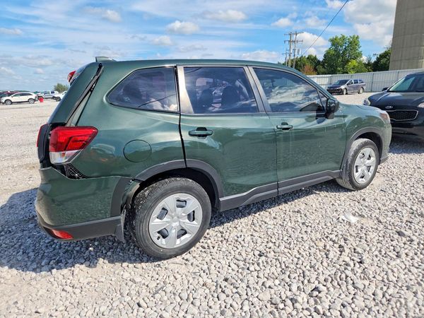 2022 SUBARU FORESTER