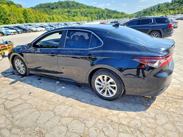 2023 TOYOTA CAMRY