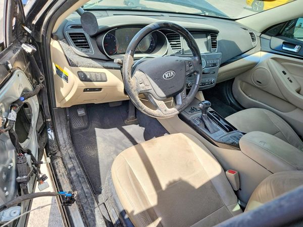 2014 KIA CADENZA EX