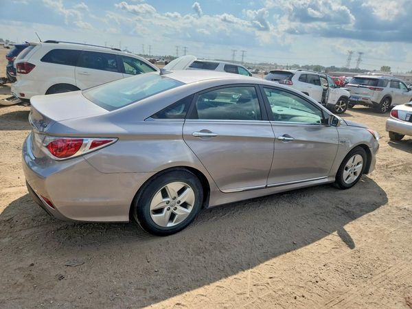 2012 HYUNDAI SONATA