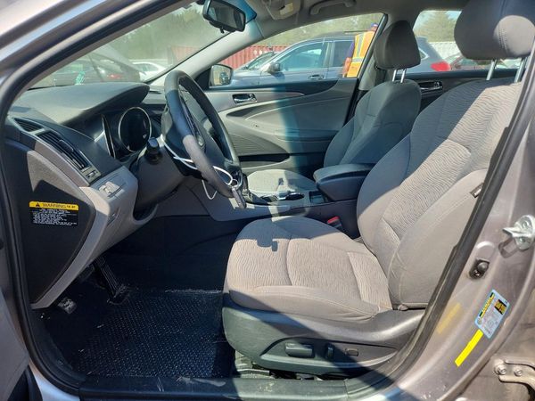 2012 HYUNDAI SONATA