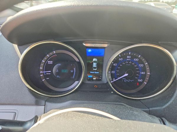 2012 HYUNDAI SONATA