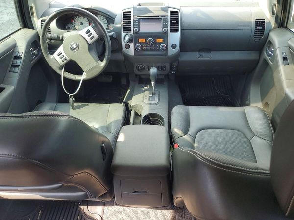 2020 NISSAN FRONTIER
