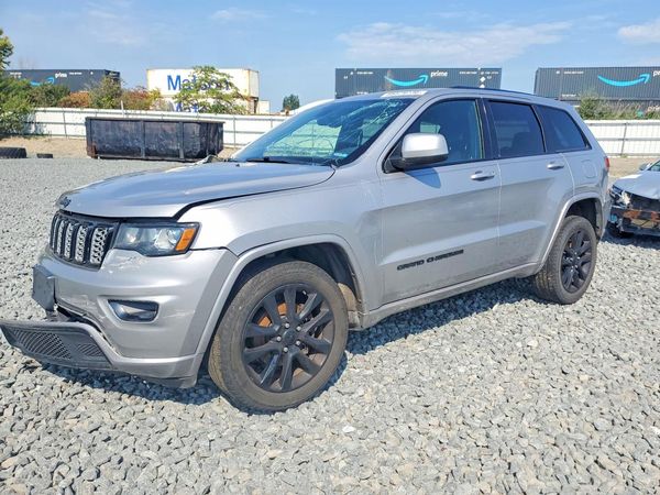 2019 JEEP GRAND CHEROKEE Laredo
