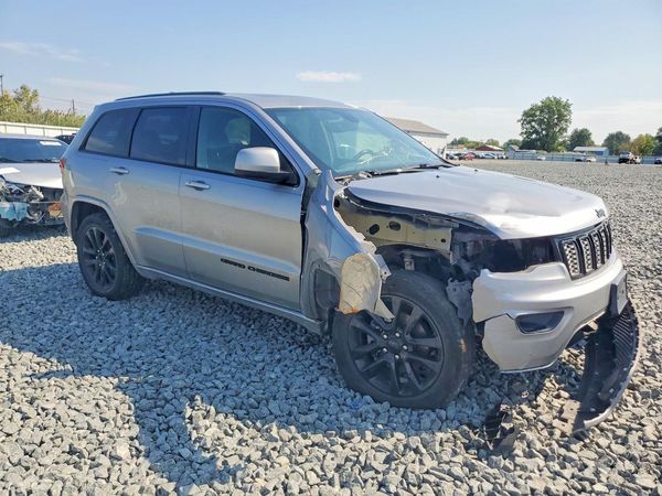 2019 JEEP GRAND CHEROKEE Laredo