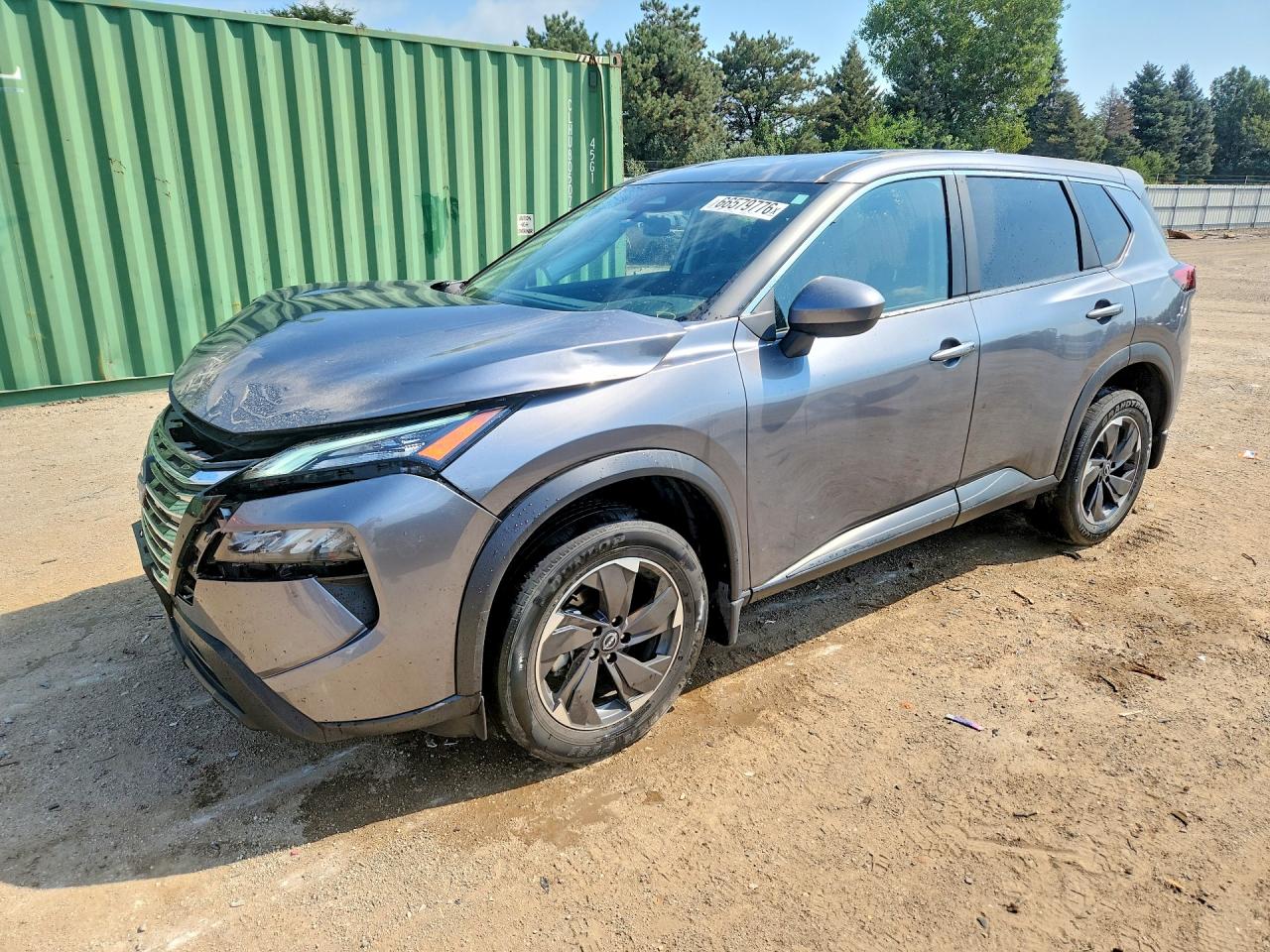 2025 NISSAN ROGUE SV — Front 3/4
