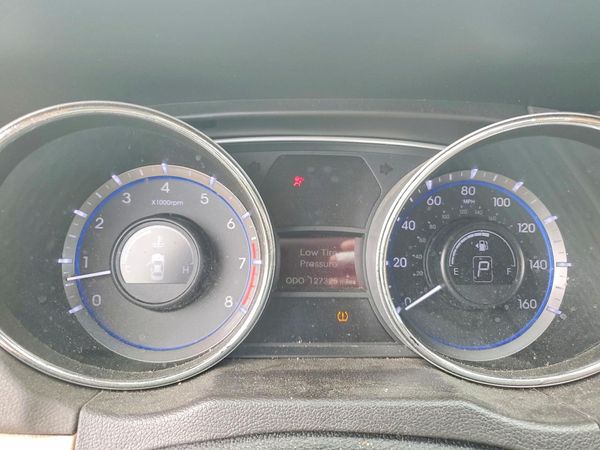 2013 HYUNDAI SONATA