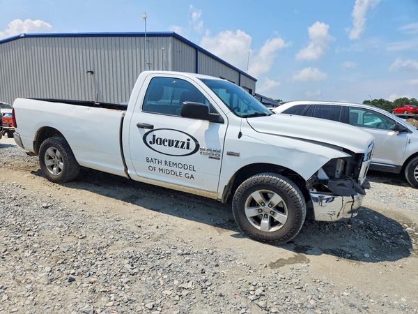2019 RAM 1500 CLASSIC Classic DS