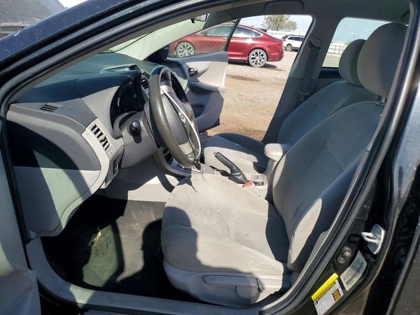 2013 TOYOTA COROLLA