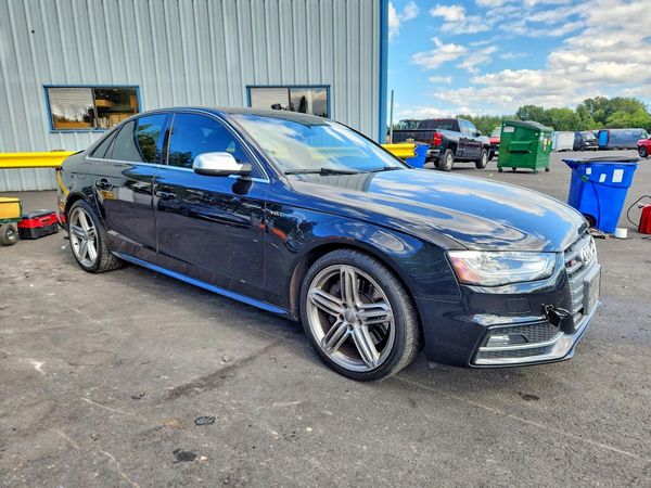 2013 AUDI S4