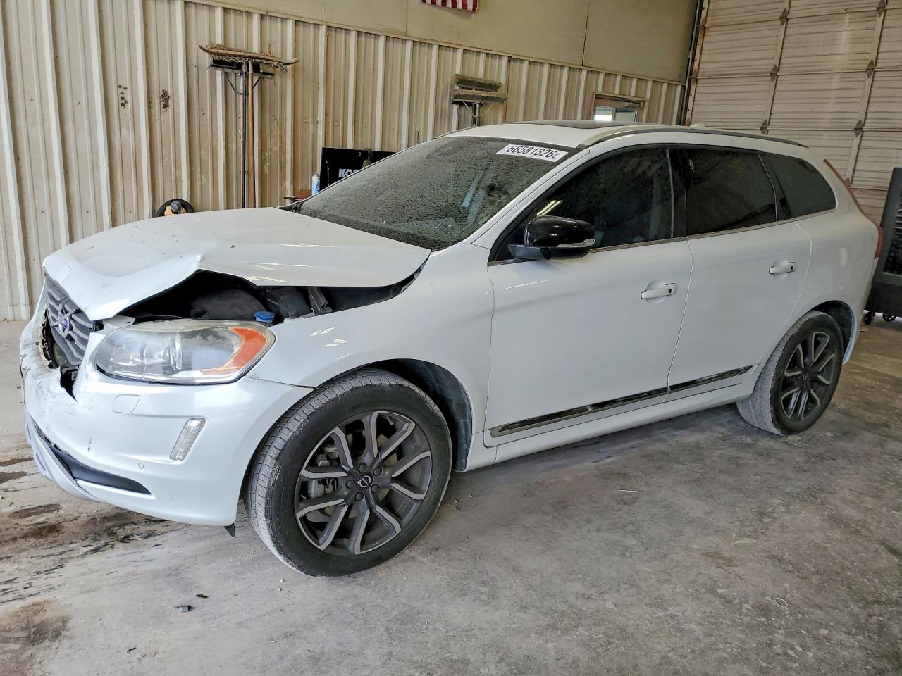 2017 VOLVO XC60 Dynamic