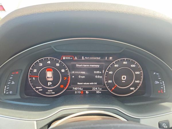 2018 AUDI Q7 quattro Premium Plus