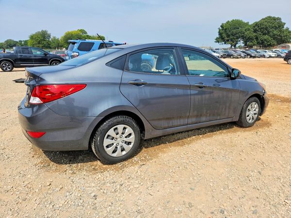 2012 HYUNDAI ACCENT GL (Middle-low grade)