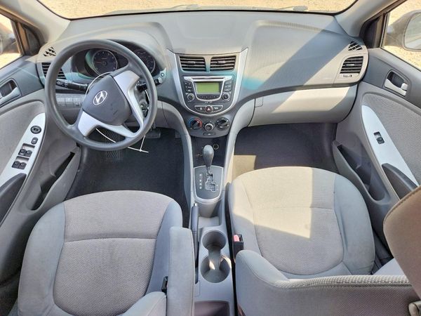 2012 HYUNDAI ACCENT GL (Middle-low grade)