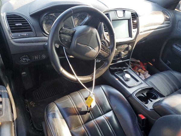 2016 CHRYSLER 300