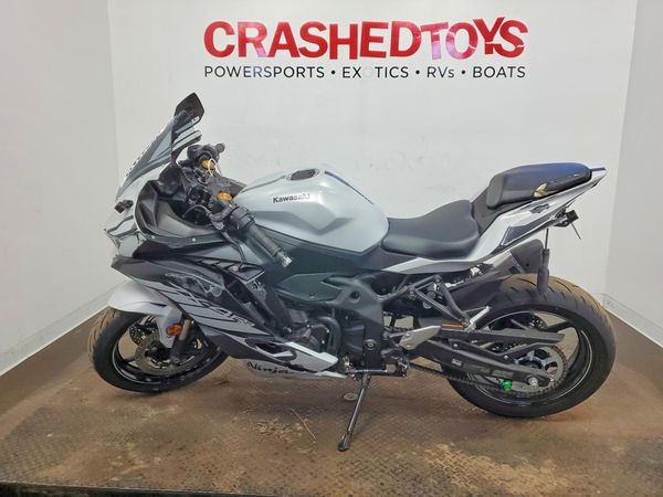 2025 KAWASAKI ZX400 — LSDT