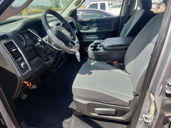 2024 RAM 1500 CLASSIC Tradesman