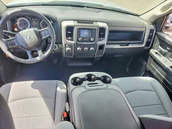 2024 RAM 1500 CLASSIC Tradesman