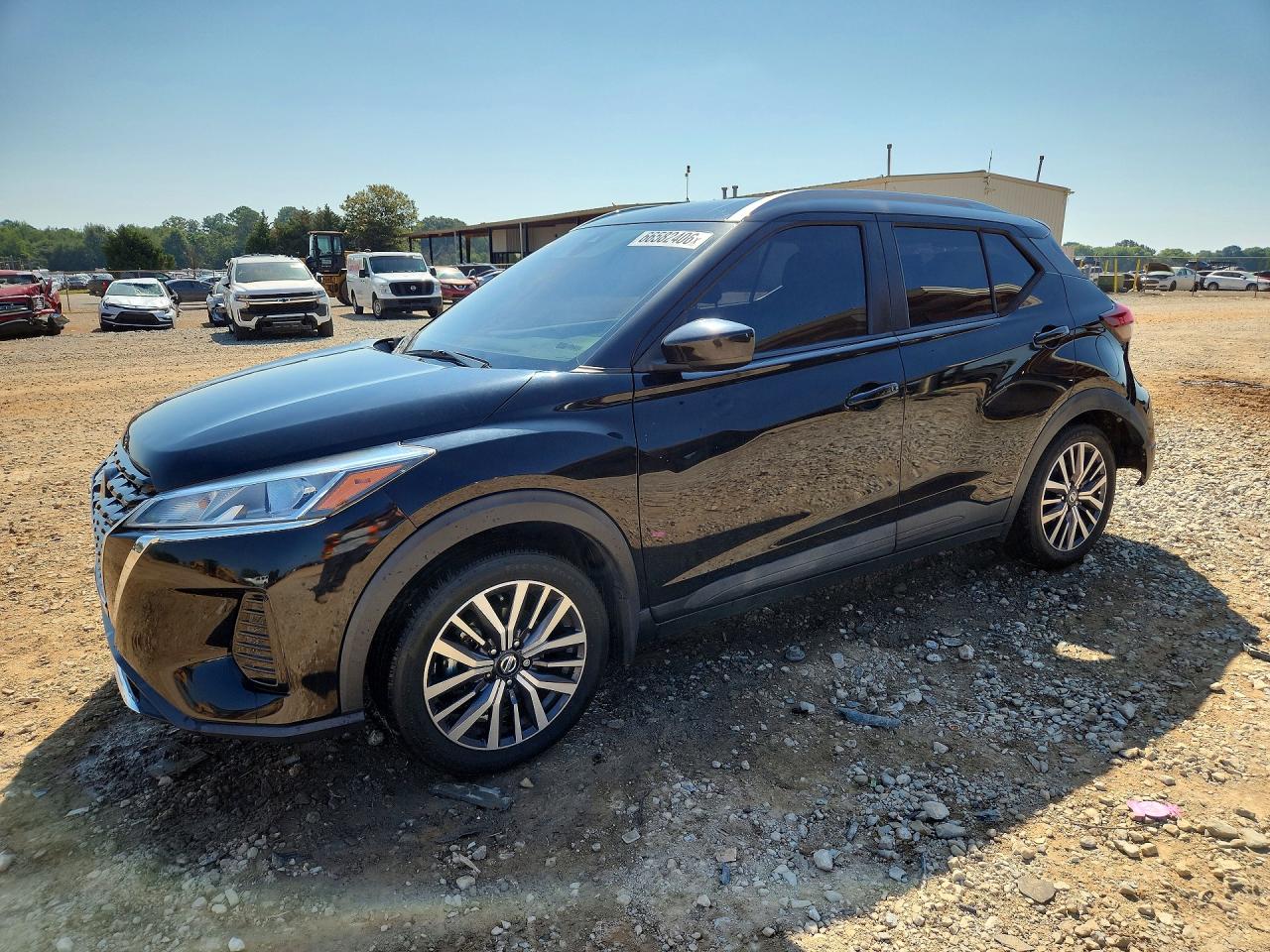 2021 NISSAN KICKS SV