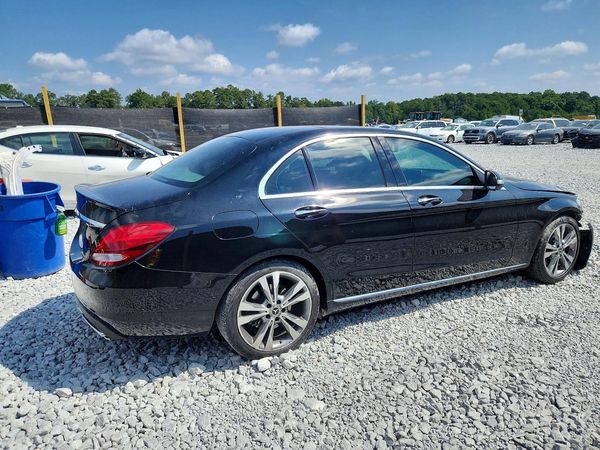 2015 MERCEDES-BENZ C Base