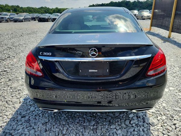 2015 MERCEDES-BENZ C Base