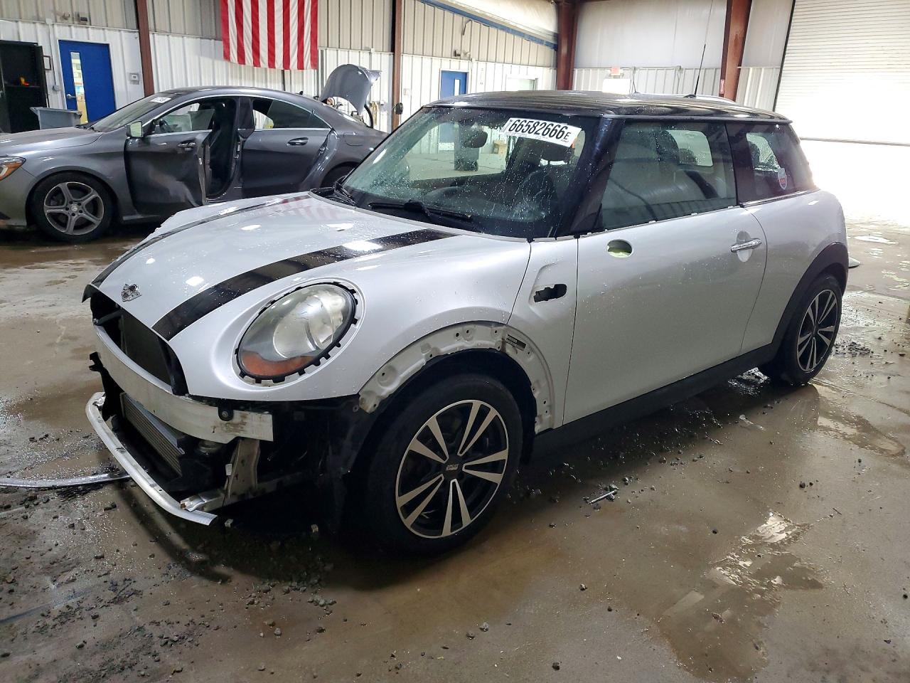 2014 MINI COOPER