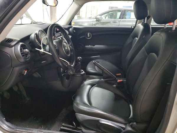 2014 MINI COOPER