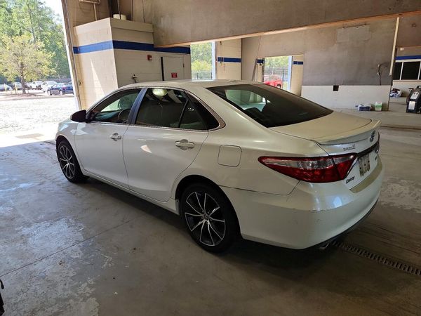2016 TOYOTA CAMRY