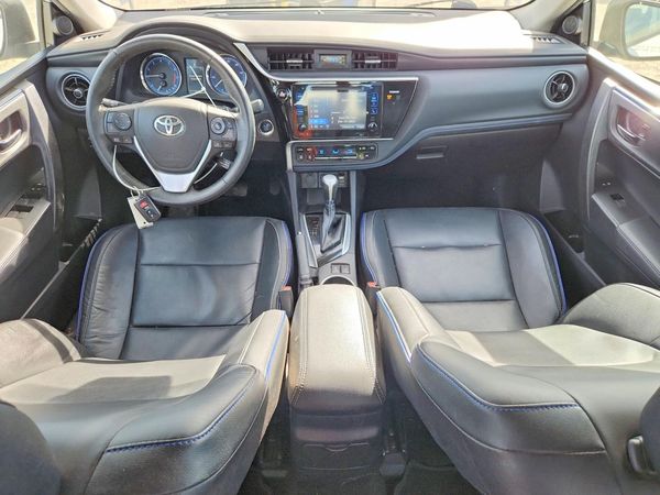 2017 TOYOTA COROLLA