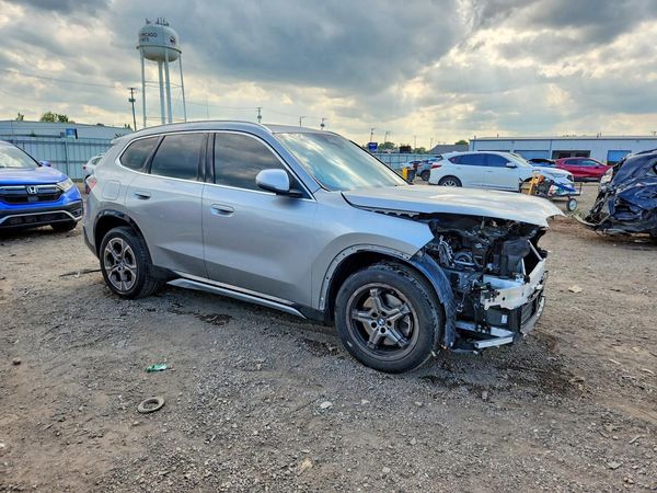 2024 BMW X1