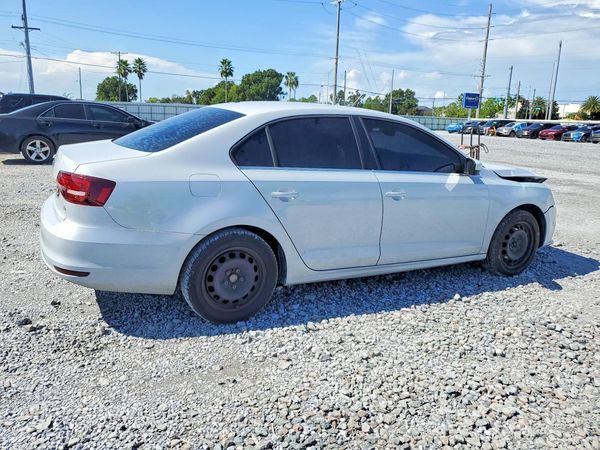 2017 VOLKSWAGEN JETTA