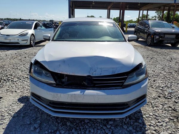 2017 VOLKSWAGEN JETTA