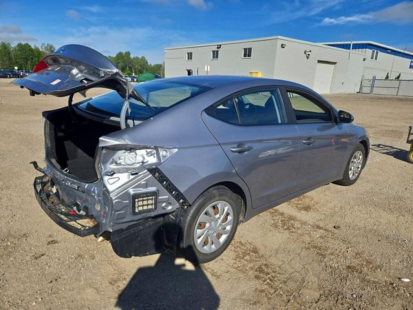 2017 HYUNDAI ELANTRA SE Base
