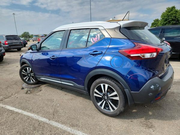2020 NISSAN KICKS